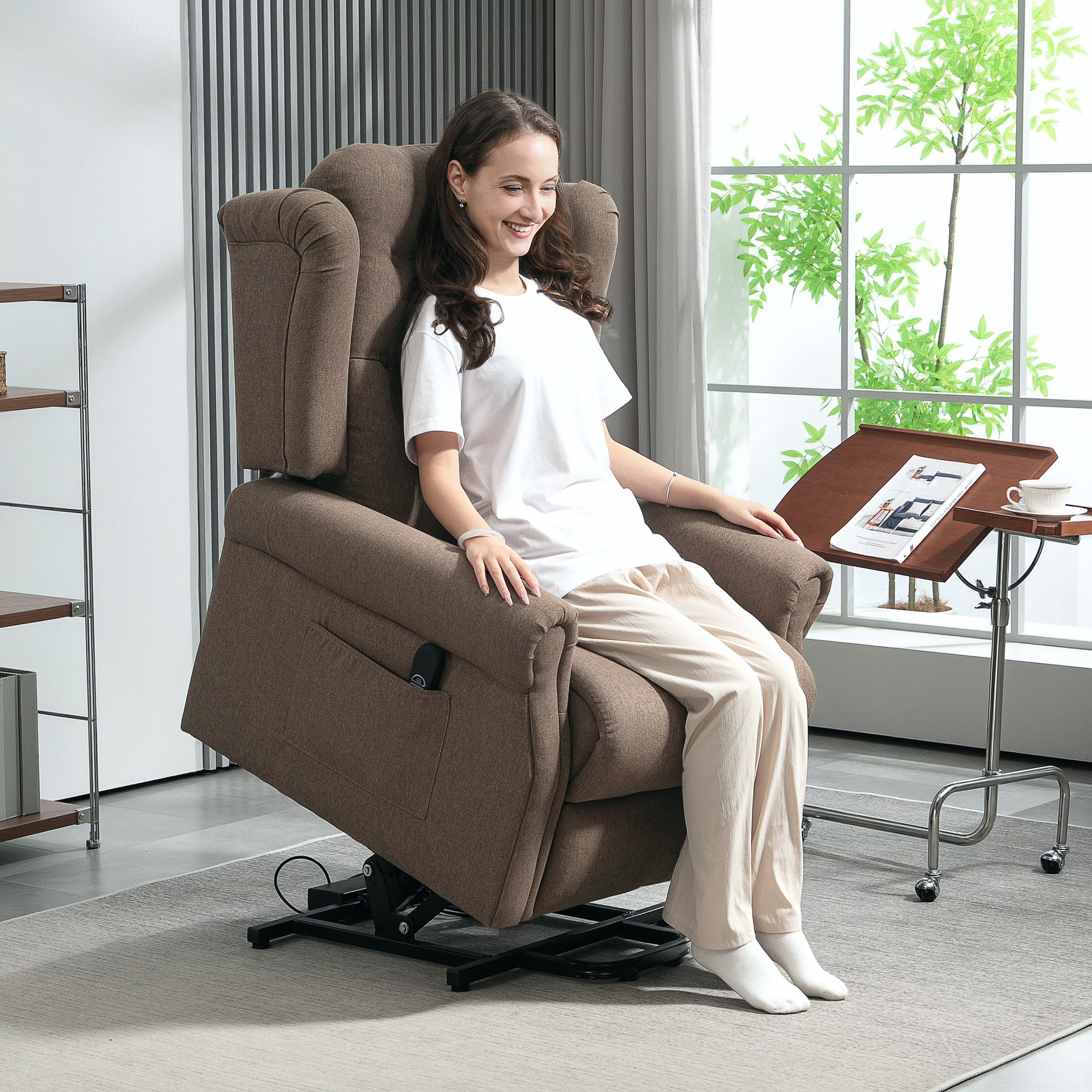 HOMCOM 45° Lifting Riser and Recliner Armchair - Dark Brown